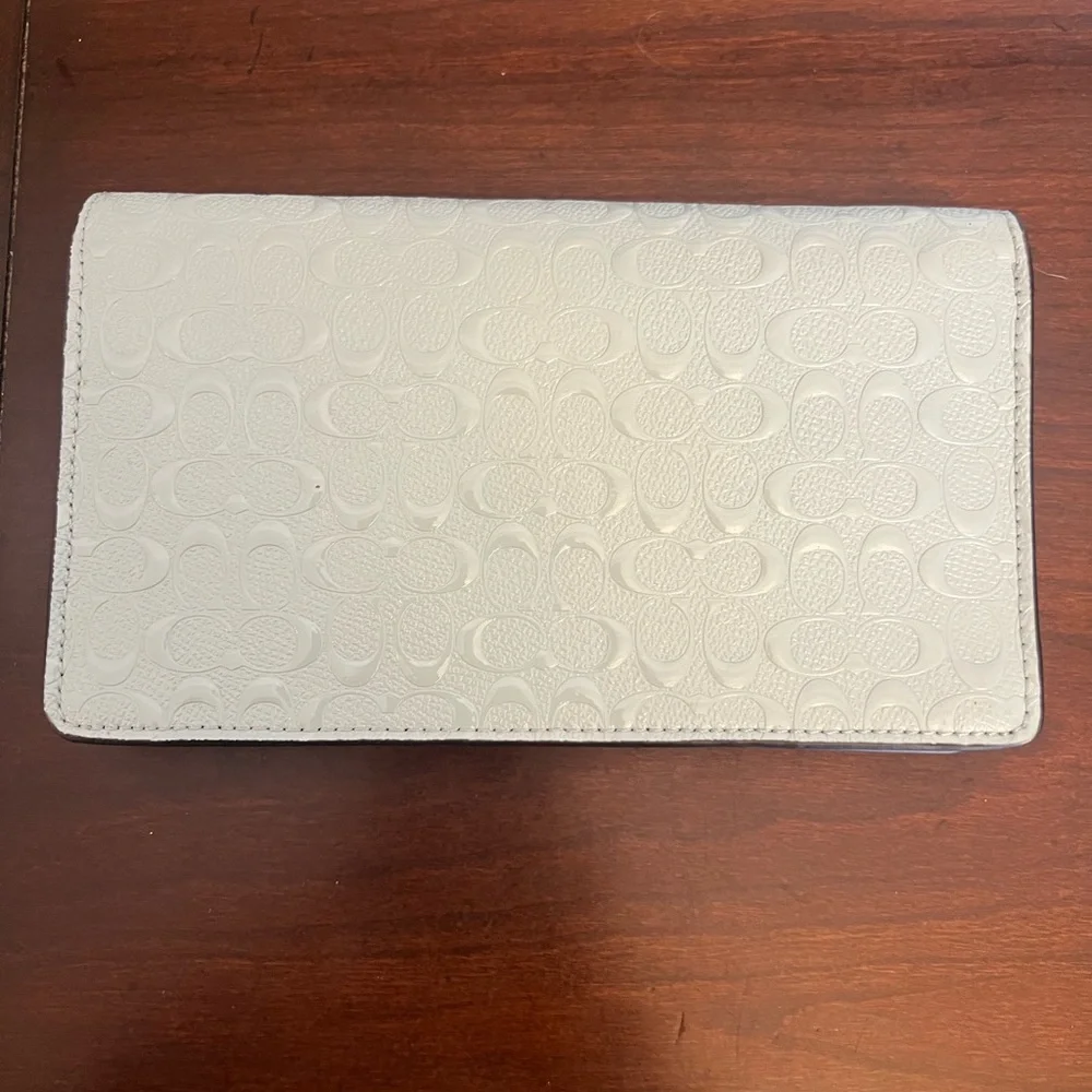 Sold - Picture 4 of 6